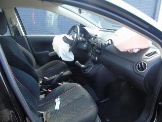 Mazda 2 2 (DE), Hatchback, 2007 / 2015 1.5 16V S-VT picture 4