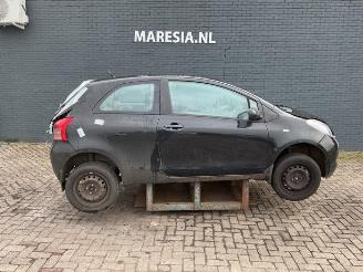 Salvage car Toyota Yaris Yaris II (P9), Hatchback, 2005 / 2014 1.3 16V VVT-i 2007/1