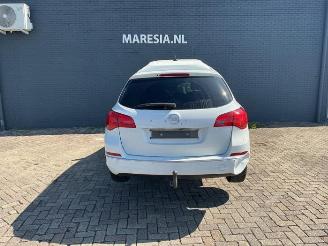 Opel Astra Astra J Sports Tourer (PD8/PE8/PF8), Combi, 2010 / 2015 1.7 CDTi 16V picture 4