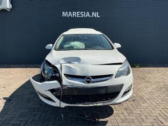 Auto da rottamare Opel Astra Astra J Sports Tourer (PD8/PE8/PF8), Combi, 2010 / 2015 1.7 CDTi 16V 2013/11