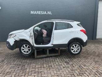 Vrakbiler auto Opel Mokka Mokka/Mokka X, SUV, 2012 / 2019 1.7 CDTI 16V 4x2 2013/6