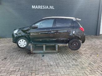 Coche siniestrado Mitsubishi Space-star Space Star (A0), Hatchback, 2012 1.0 12V 2014/2
