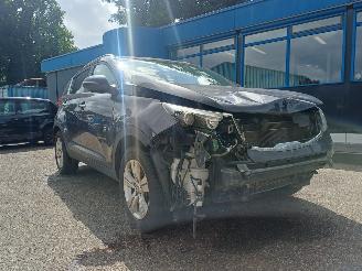 Damaged car Kia Sportage 1.6 GDI Super Pack 2013/1