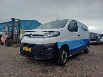Citroën Jumpy 2.0 BlueHDI 120 M Club picture 2
