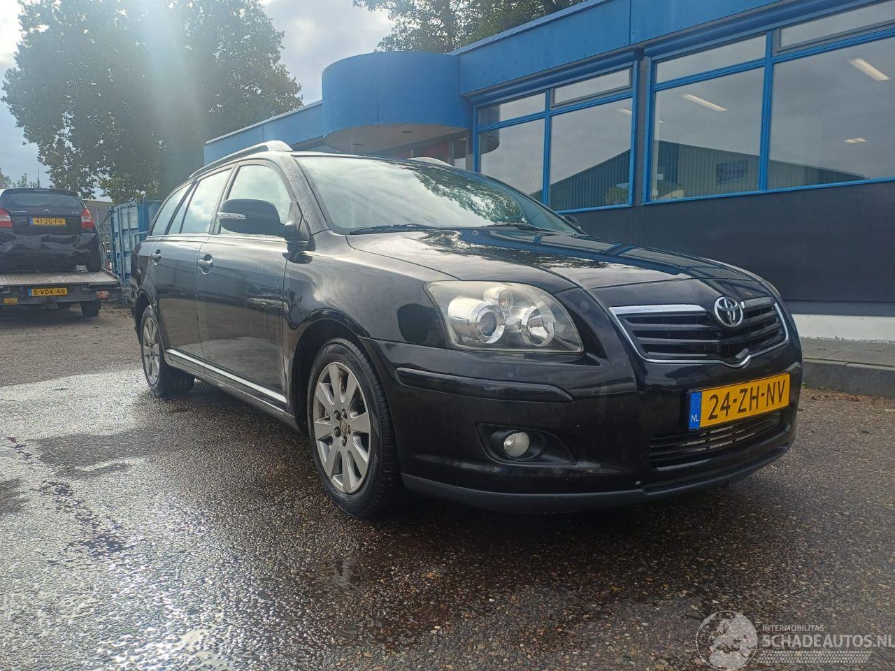 Toyota Avensis Waon 1.8 VVTi Luna Bns