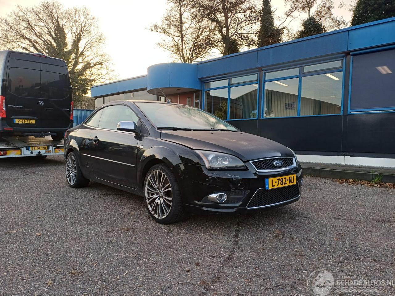 Ford Focus 1.6-16V TREND