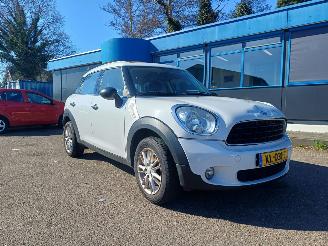 Schadeauto Mini One Countryman 1.6 One Pepper 2013/5