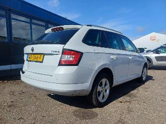 Skoda Fabia Ambition picture 4