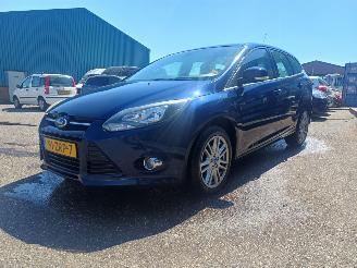 Ford Focus Wagon 1.0 EcoBoost Titanium picture 2