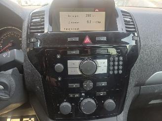 Opel Zafira 1.6 111 years Edition picture 10