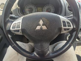 Mitsubishi Colt 1.3 Intro Edition picture 8