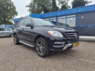 škoda osobní automobily Mercedes M-klasse 350 2013/10