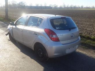 Hyundai I-20  picture 3