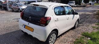 Peugeot 108 1.0 12v e vti picture 4