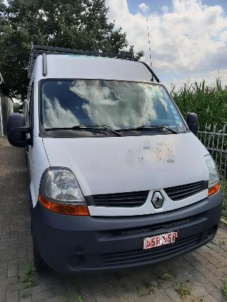 Salvage car Renault Master 2.5 DCI 2008/1