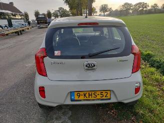 Kia Picanto 1.0 cvvt 5 deurs picture 4