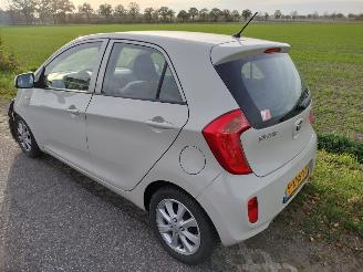 Kia Picanto 1.0 cvvt 5 deurs picture 5