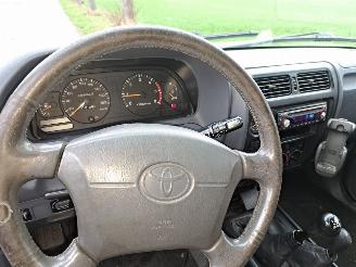 Toyota Landcruiser 3.0 td picture 7