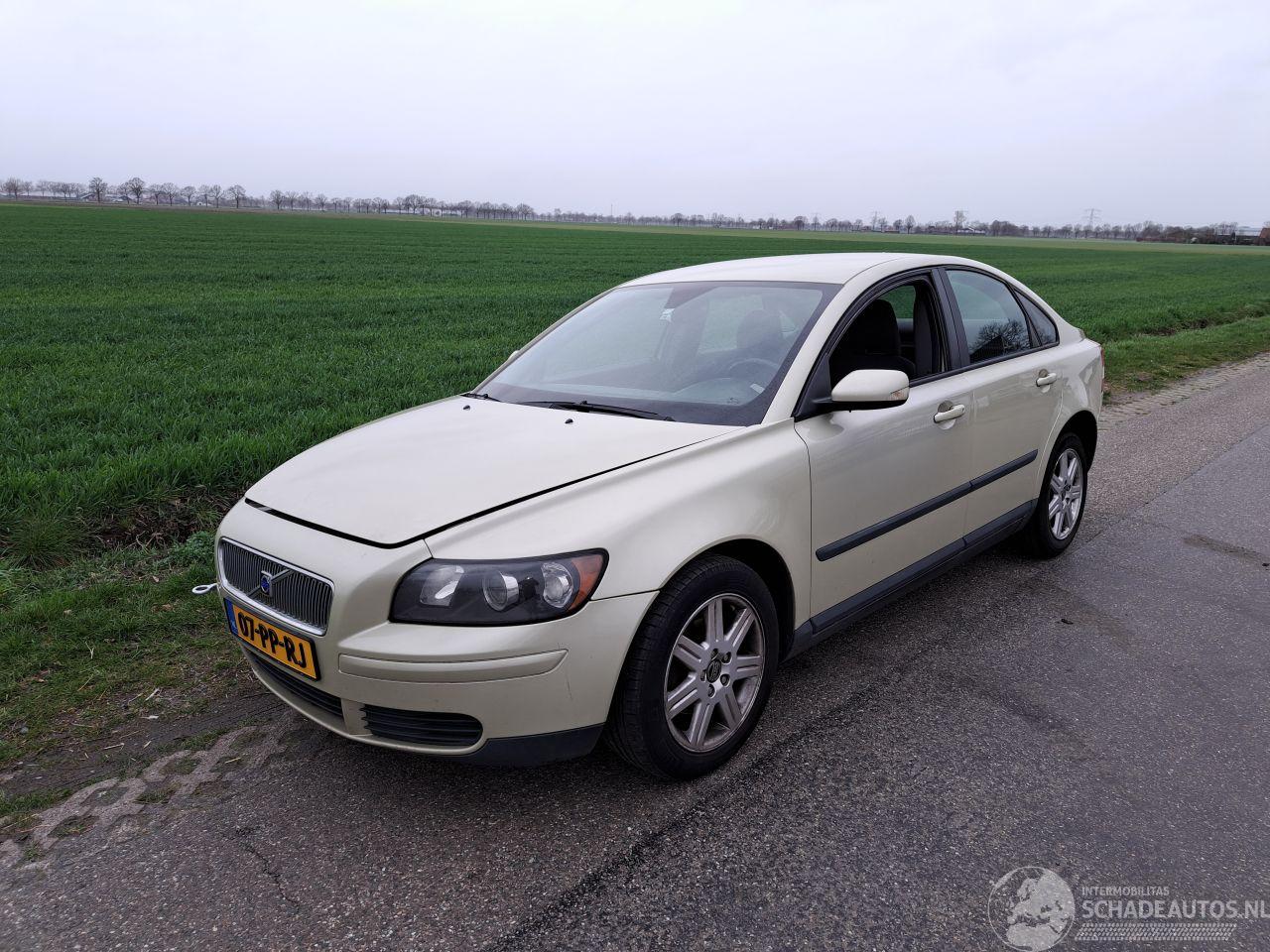 Volvo S-40 1.8 16v