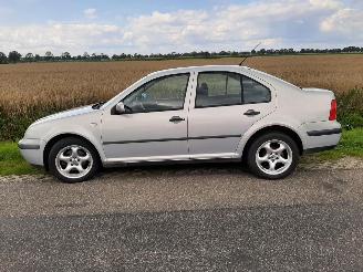  Volkswagen Bora 1.6 2000/5