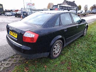 Audi A4 2.0 FSI picture 4