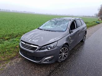 rozbiórka samochody osobowe Peugeot 308 1.2 THP 2016/6