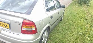 Opel Astra 1.6 8v picture 6