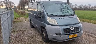 Vaurioauto  passenger cars Peugeot Boxer 330 2.2 HDI 2007/6