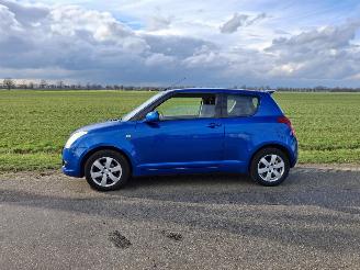 Suzuki Swift 1.3 BANDIT picture 2