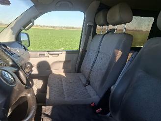 Volkswagen Transporter T5 picture 6