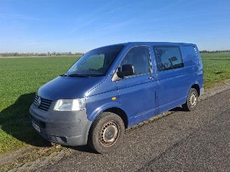 Schadeauto Volkswagen Transporter T5 2006/5
