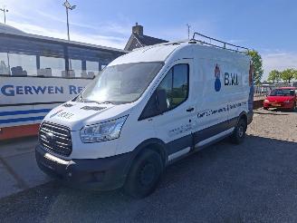 Voiture accidenté Ford Transit  2014/5