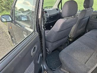 Suzuki Wagon-R+ 1.0 12V picture 8