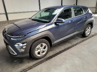 Vaurioauto  passenger cars Hyundai Kona Hybrid 1.6 GDi 77-KW Automaat Comfort HEV 2023/11