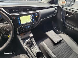 Toyota Auris 1.2T 85-KW 6-Bak Aspiration 5drs picture 17