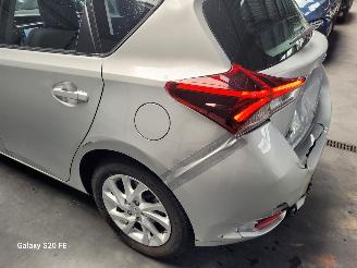 Toyota Auris 1.2T 85-KW 6-Bak Aspiration 5drs picture 4