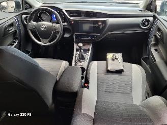 Toyota Auris 1.2T 85-KW 6-Bak Aspiration 5drs picture 14