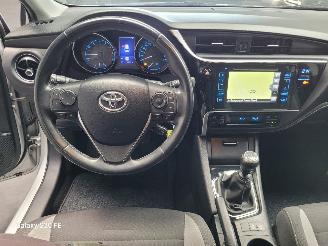 Toyota Auris 1.2T 85-KW 6-Bak Aspiration 5drs picture 15