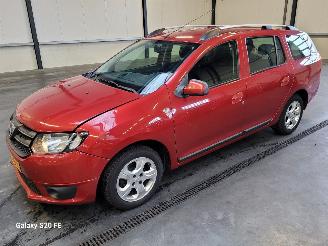 Vaurioauto  passenger cars Dacia Logan MCV 0.9 TCE 66-KW Prestige Airco 2015/12