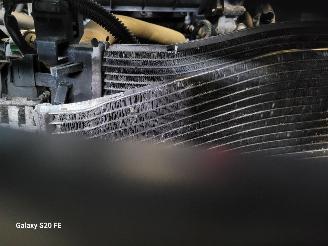 Renault Clio Grandtour 0.9 TCE 66-KW BOSE Panoramadak picture 13