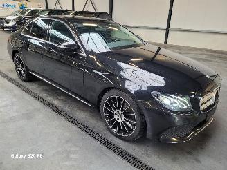 Vaurioauto  passenger cars Mercedes E-klasse 200d Limo 110-KW Automaat 2016/12