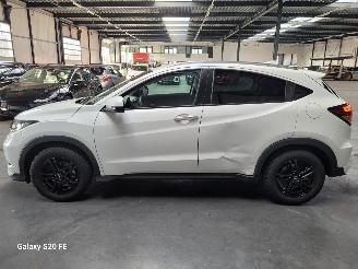 Honda Hr-v 1.5 i-VTEC 96-KW Automaat Executive Panoramadak picture 5