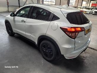 Honda Hr-v 1.5 i-VTEC 96-KW Automaat Executive Panoramadak picture 4