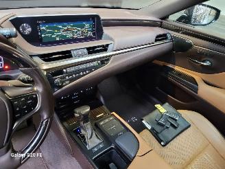 Lexus ES 300h Hybrid 2.5 131-KW Automaat picture 26