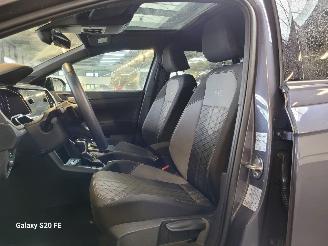 Volkswagen Taigo 1.5 TSi 110-KW DSG 5drs R-LINE Panoramadak picture 17