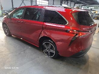 Toyota Sienna Hybrid 2.5 180-KW Automaat 7-Persoons picture 4