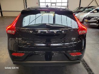 Volvo V-40 2.0 D2 88-KW Automaat 5drs Momentum picture 11