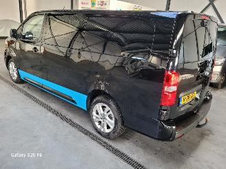 Opel Vivaro Lang 2.0 Diesel 130-KW Automaat Dubbel-Cabine picture 2