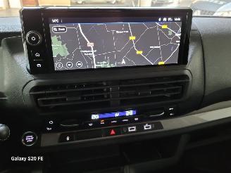 Opel Vivaro Lang 2.0 Diesel 130-KW Automaat Dubbel-Cabine picture 23