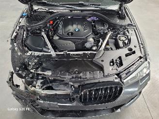 BMW 5-serie 520d Limo 120-KW Automaat M-Sport picture 9